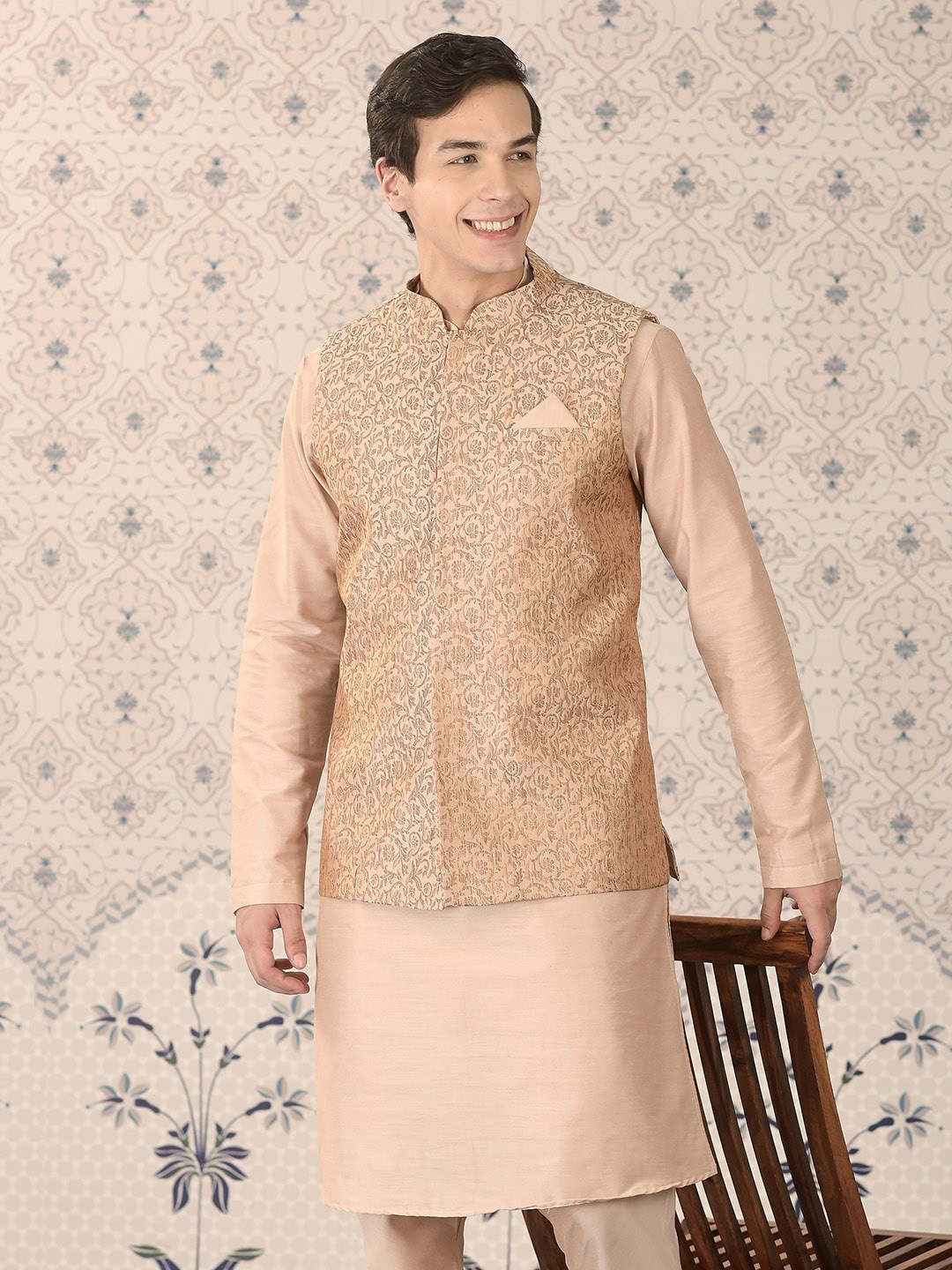 

Ode by House of Pataudi Beige Mandarin Collar Kurta With Churidar & Nehru Jacket