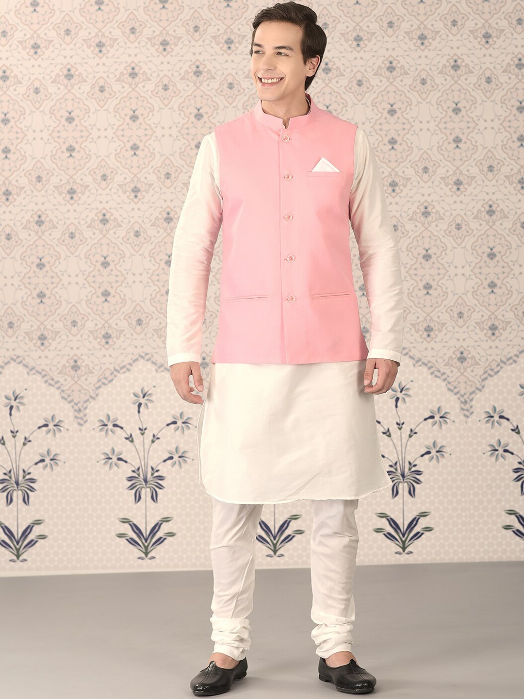 

Ode by House of Pataudi Off White Regular Straight Kurta With Churidar & Nehru Jacket
