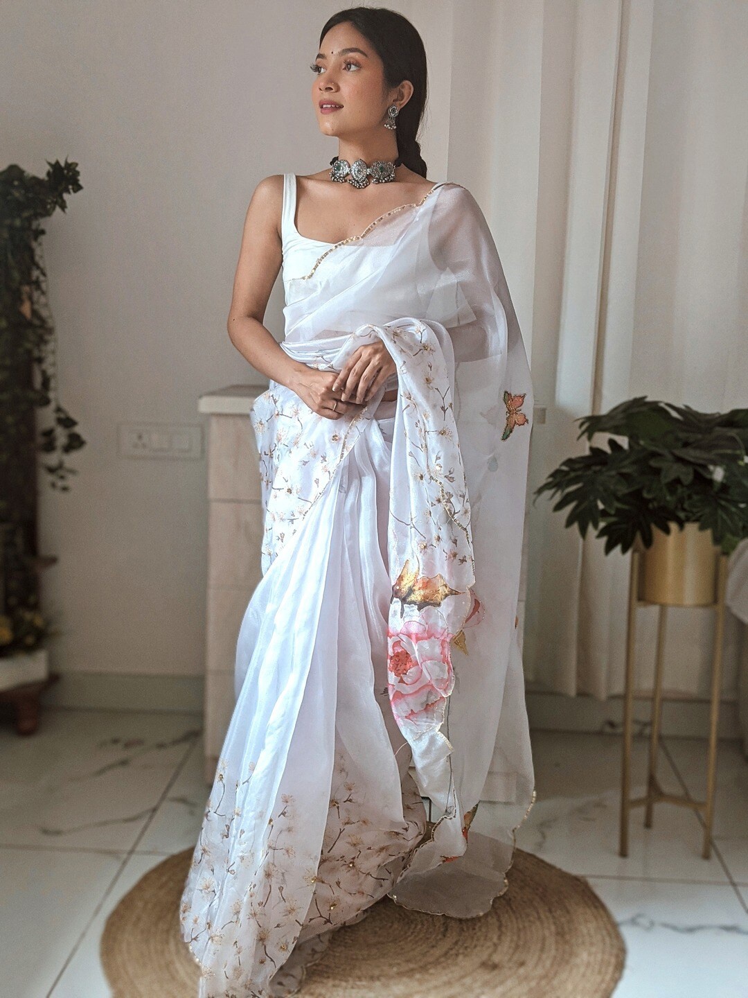 

Atulyam Tex World Floral Embellished Embroidered Organza Saree, White