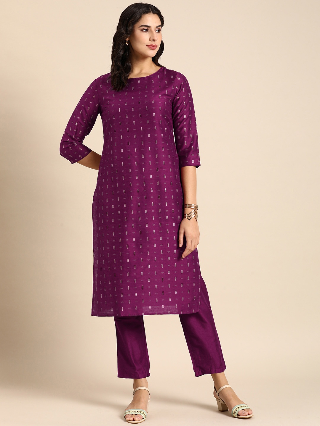 

Anouk Women Printed Regular Kurta with Trousers, Magenta