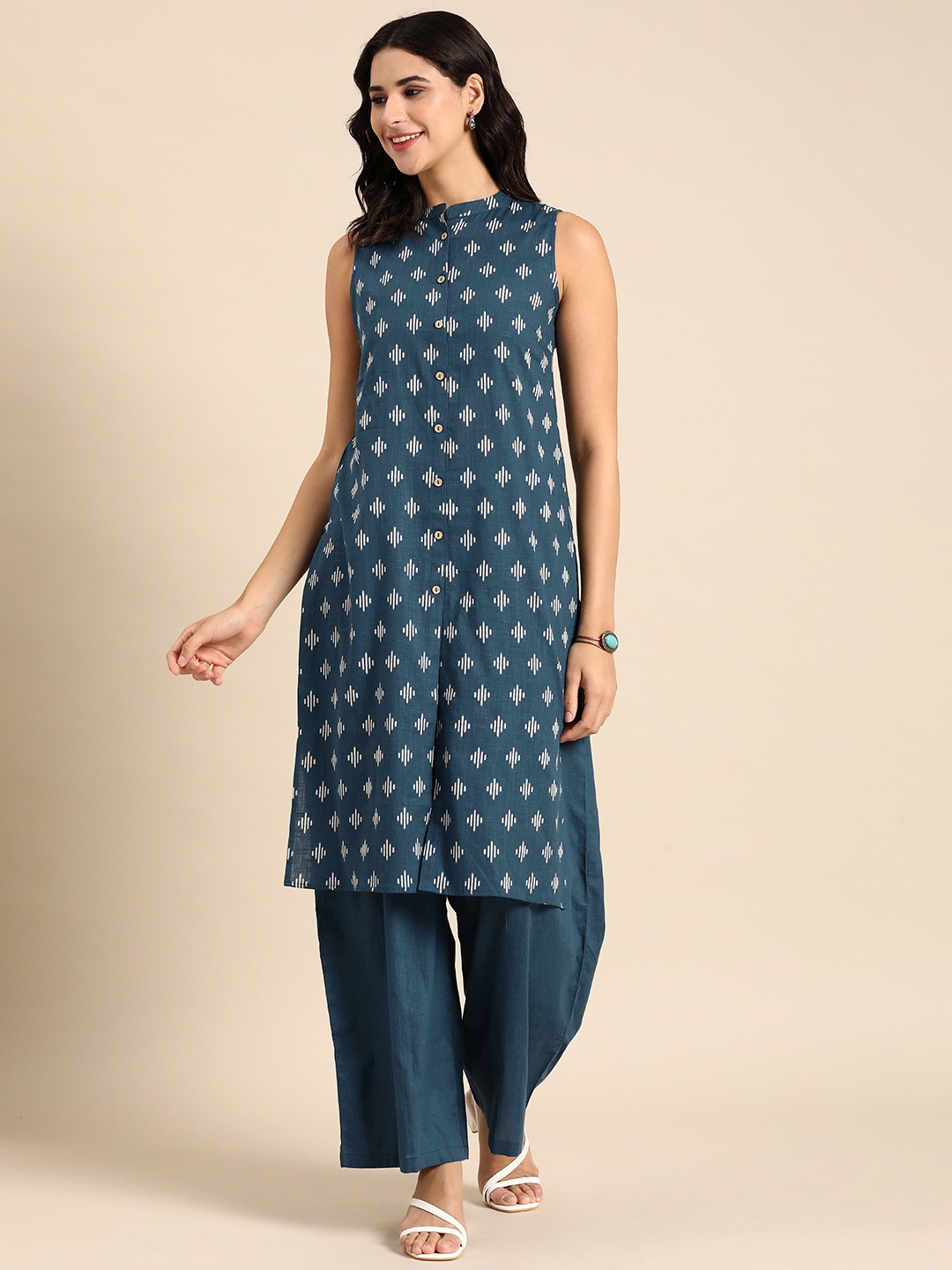 

Anouk Women Printed Regular Kurta with Palazzos, Teal