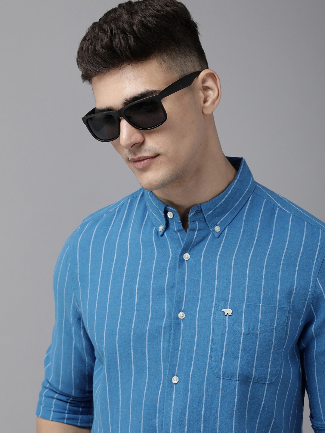 

THE BEAR HOUSE Men Blue Slim Fit Opaque Striped Casual Shirt