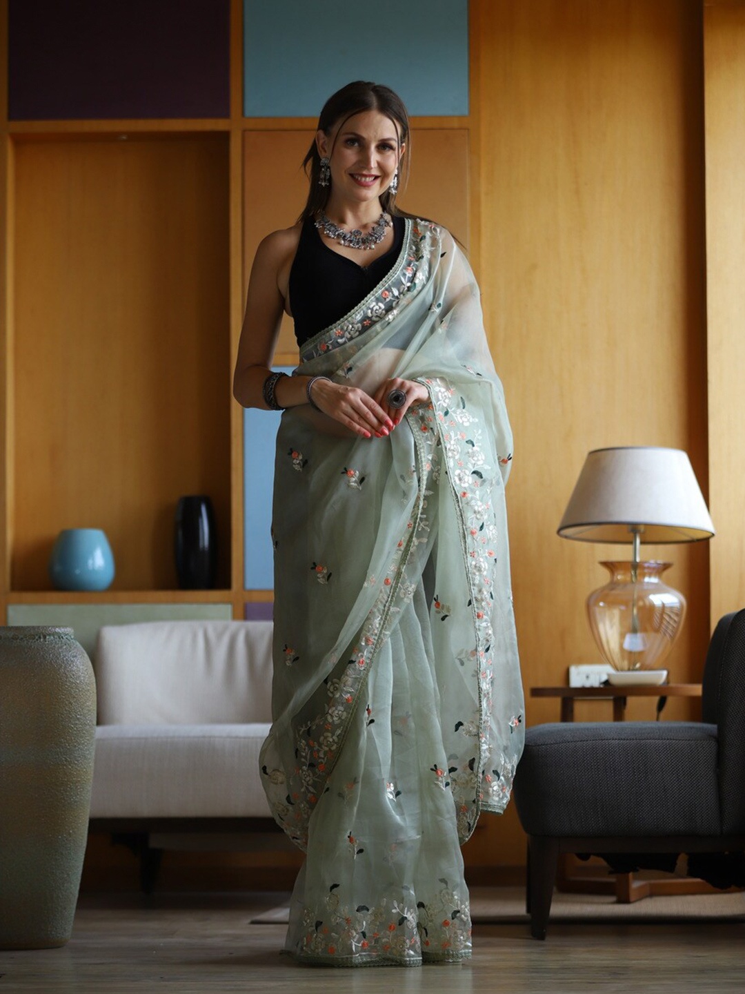 

Atulyam Tex World Floral Embroidered Organza Saree, Sea green