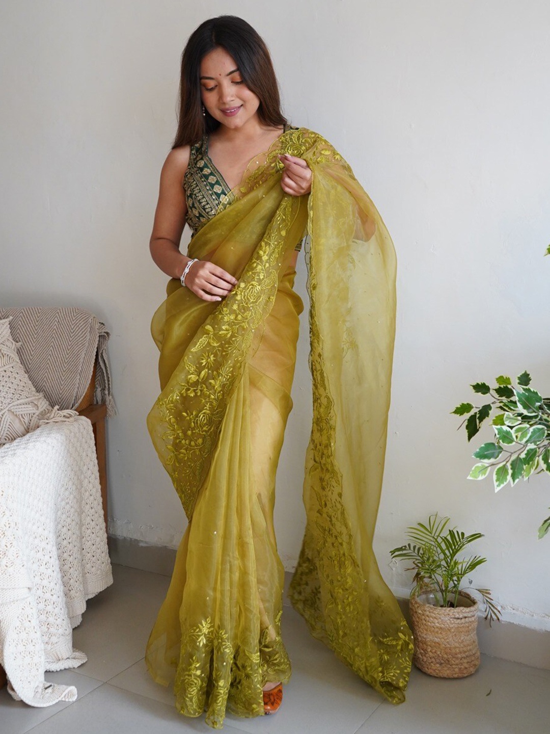 

Atulyam Tex World Floral Embroidered Stone Work Organza Saree, Olive