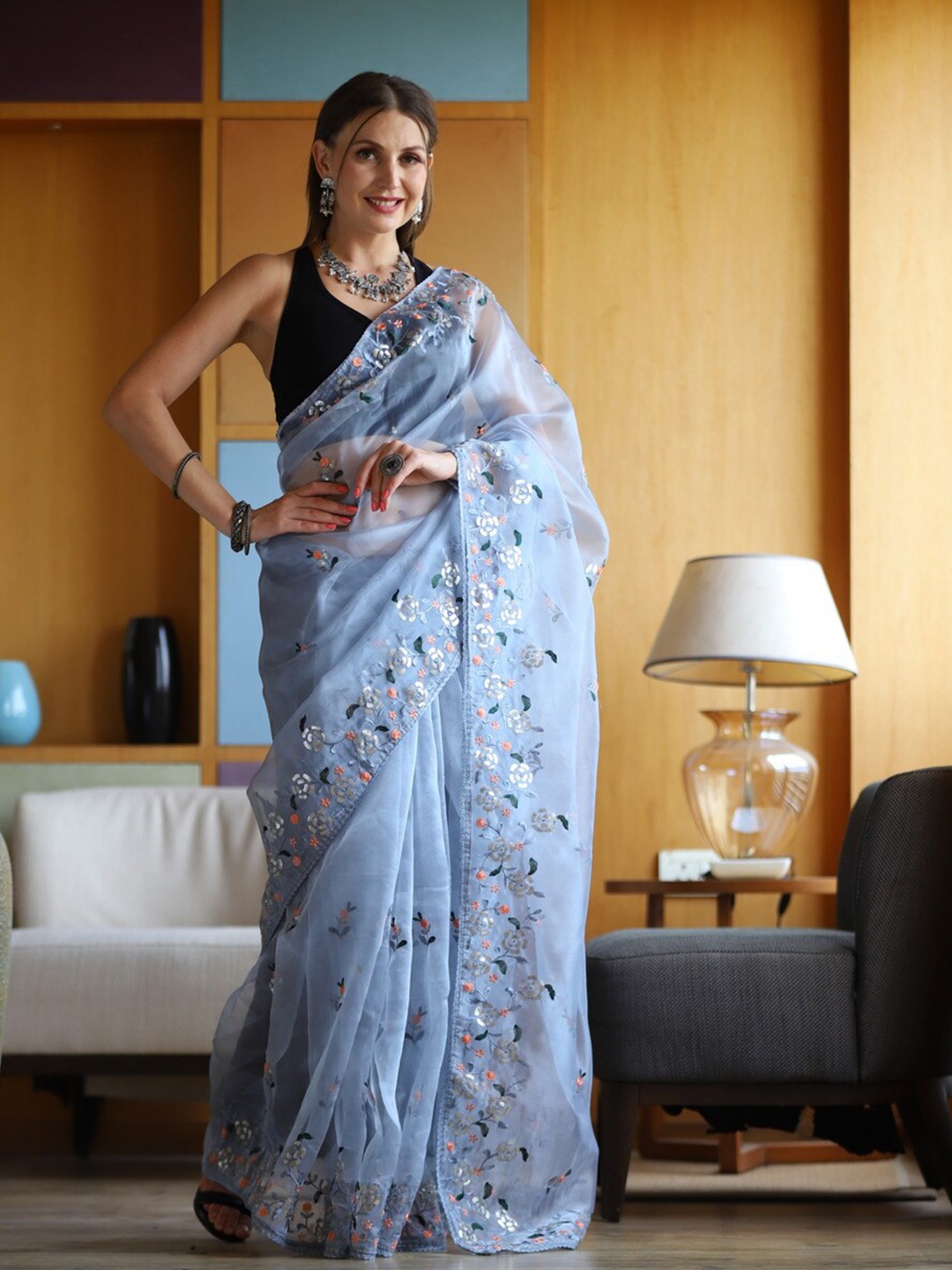

Atulyam Tex World Floral Embroidered Organza Saree, Blue