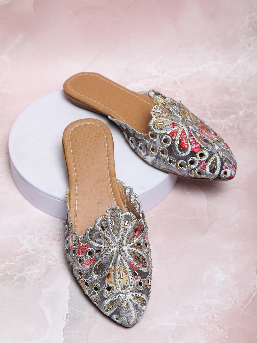 

FABBMATE Pointed Toe Embellished Mules, Grey