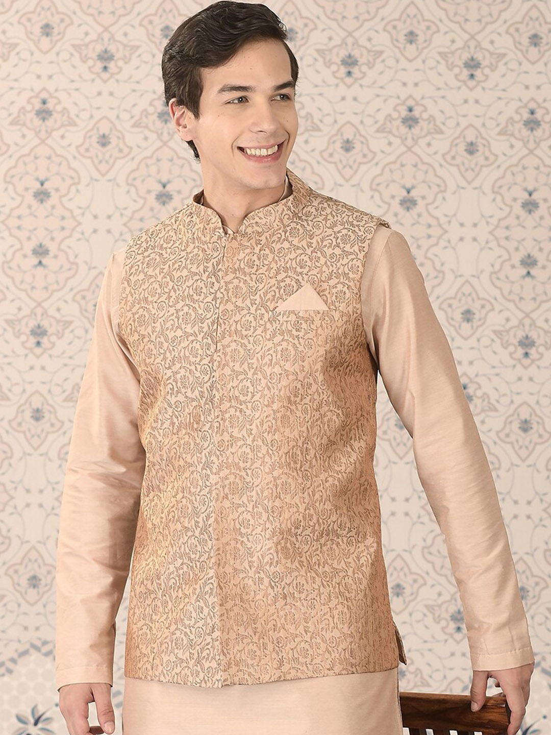 

Ode by House of Pataudi Woven Design Nehru Jacket, Cream