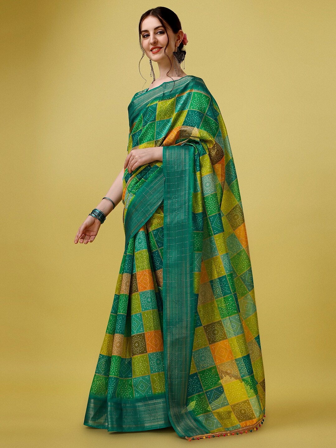 

SUTRAM Bandhani Zari Cotton Blend Saree With Blouse Piece, Blue