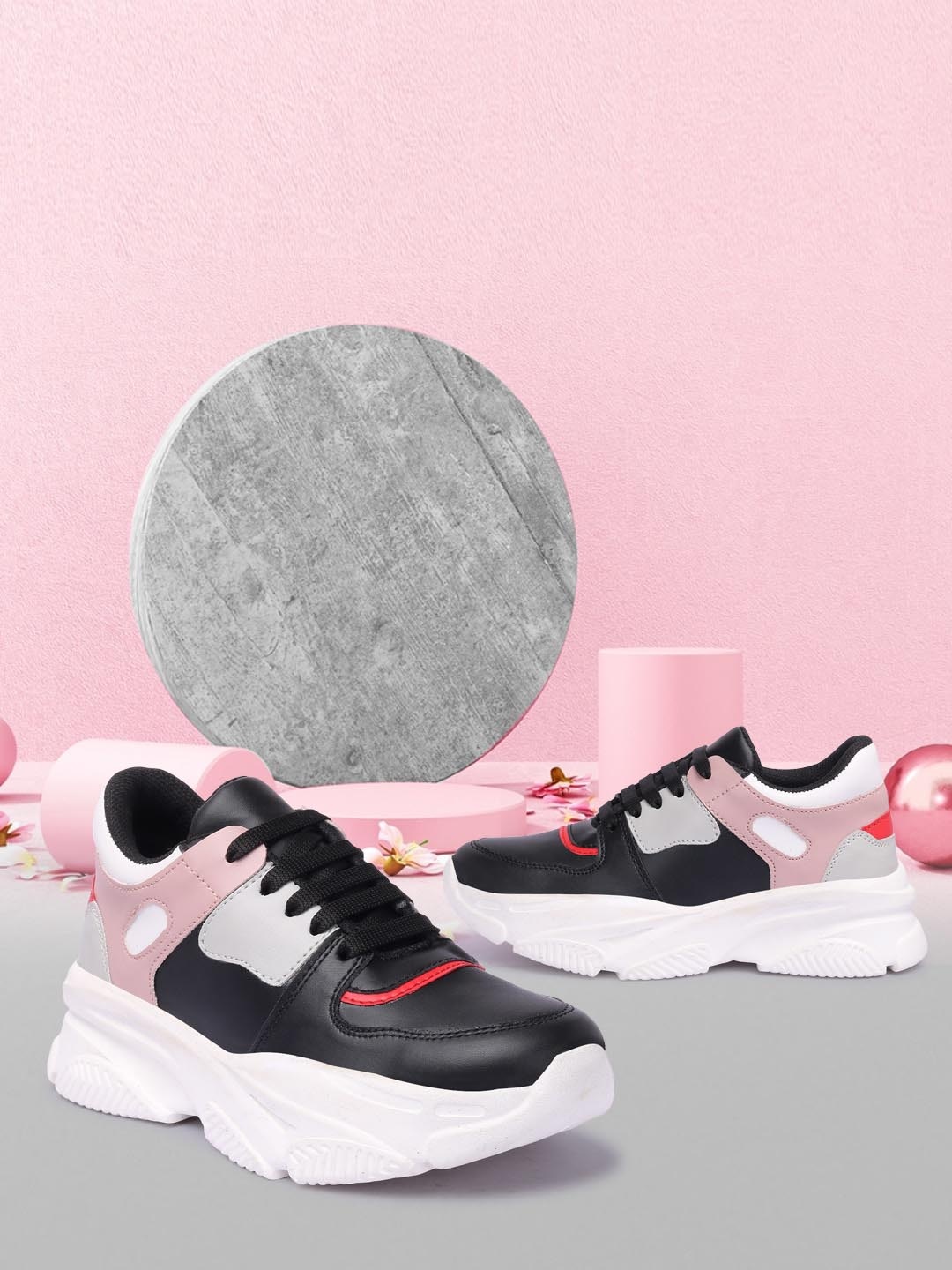 

OPHELIA Women Colourblocked Lightweight Sneakers, Black