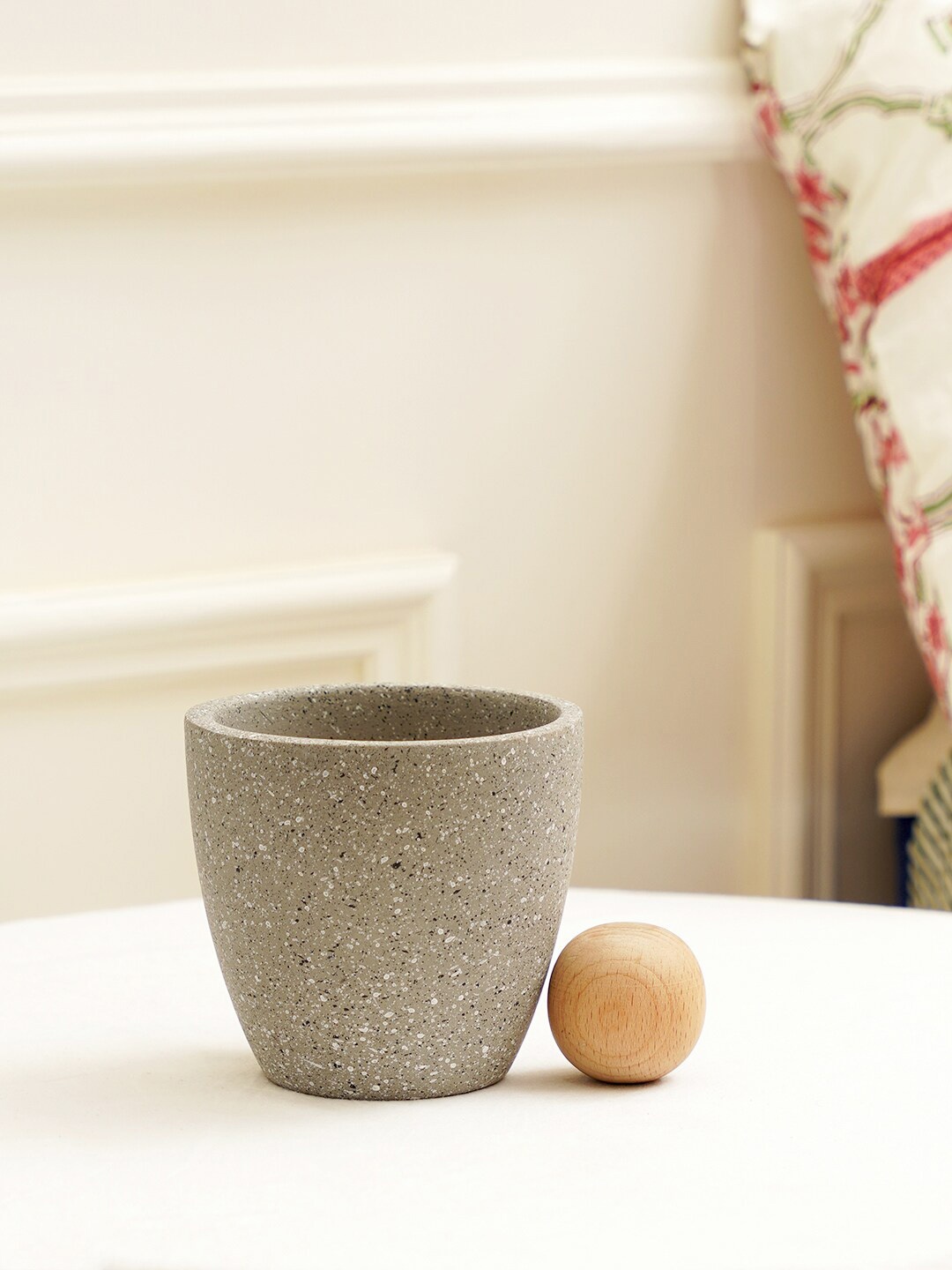 

PUREZENTO Grey Printed Marabelle Eco-Friendly Planter