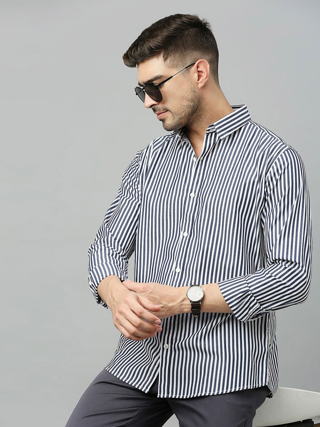 

Harvard Men White Classic Slim Fit Opaque Striped Casual Shirt