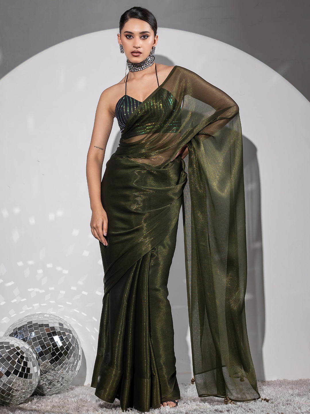 

Swtantra Embellished Bead Work Poly Chiffon Saree With Blouse Piece, Olive