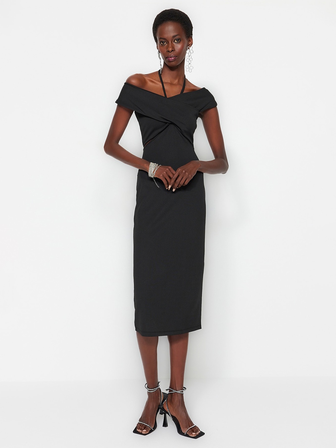 

Trendyol Off-Shoulder Cut-Out detail Sheath Midi Dress, Black