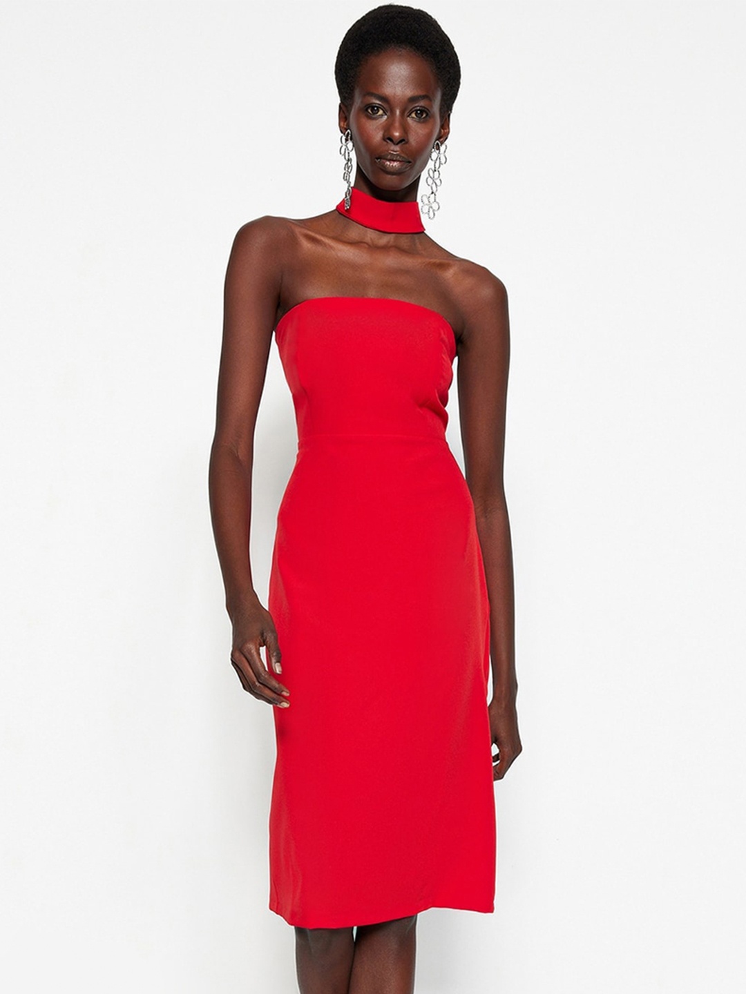 

Trendyol Choker Neck Knee Length Sheath Dress, Red