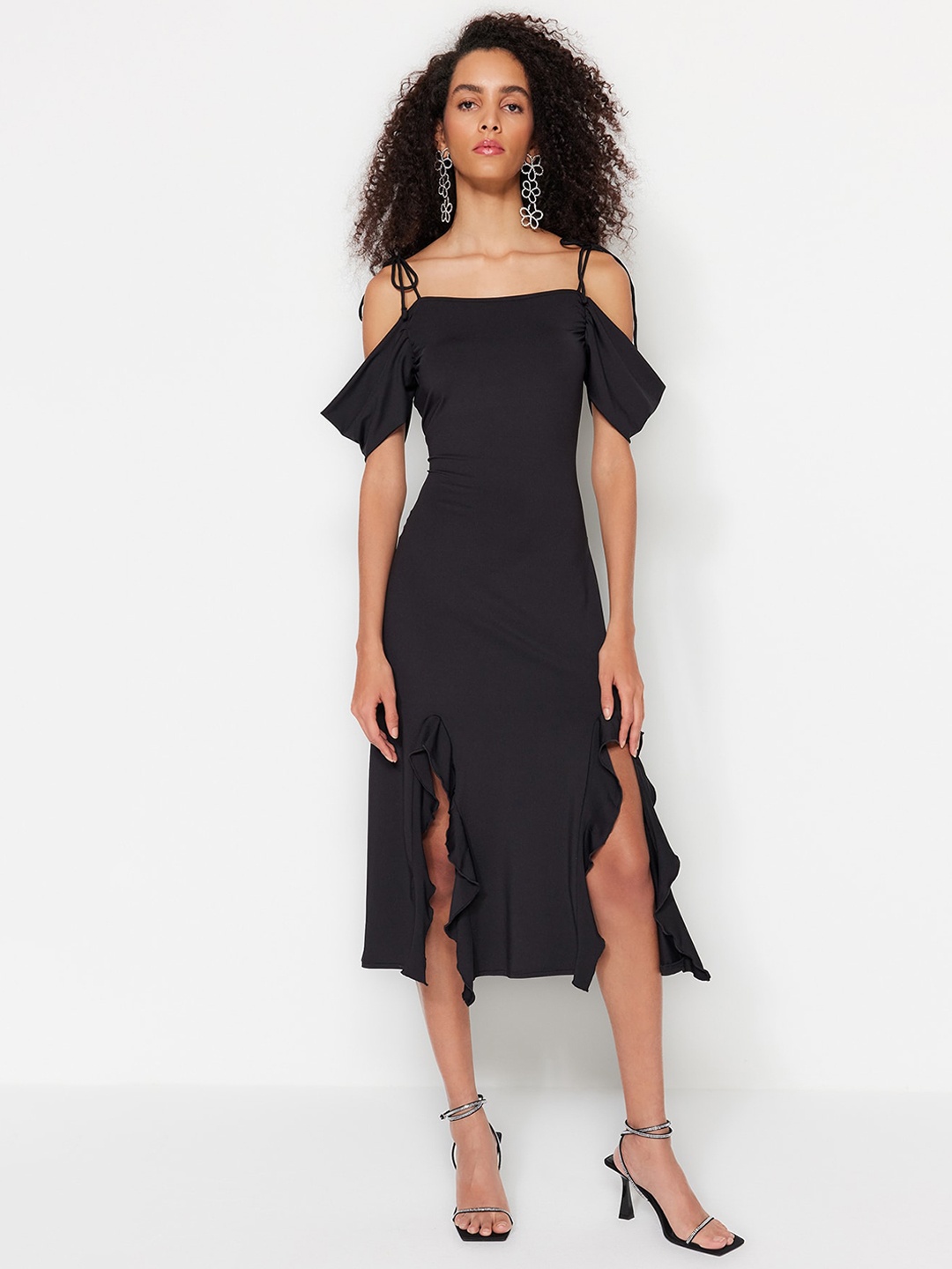 

Trendyol Off-Shoulder Cold-Shoulder Sheath Midi Dress, Black