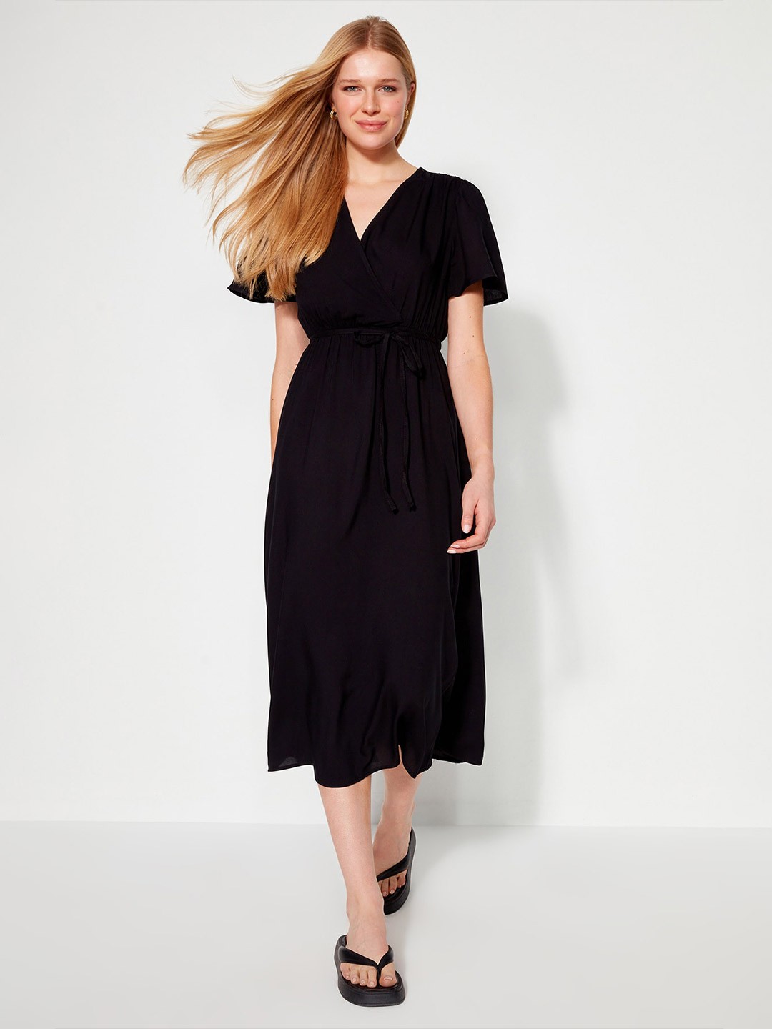 

Trendyol V-Neck Fit & Flare Midi Dress, Black