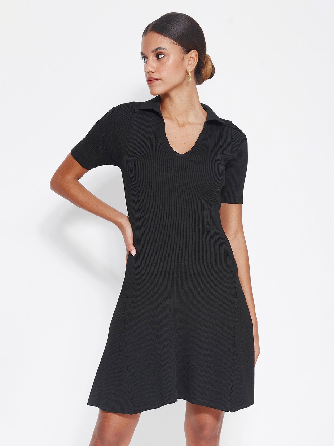 

Trendyol V-Neck A-Line Dress, Black