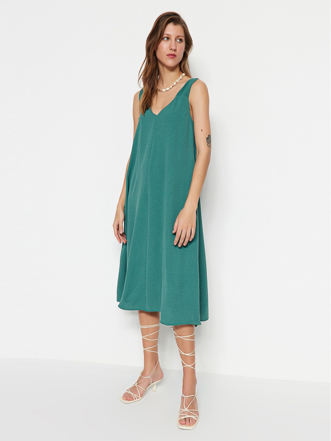 

Trendyol V-Neck A-Line Midi Dress, Green
