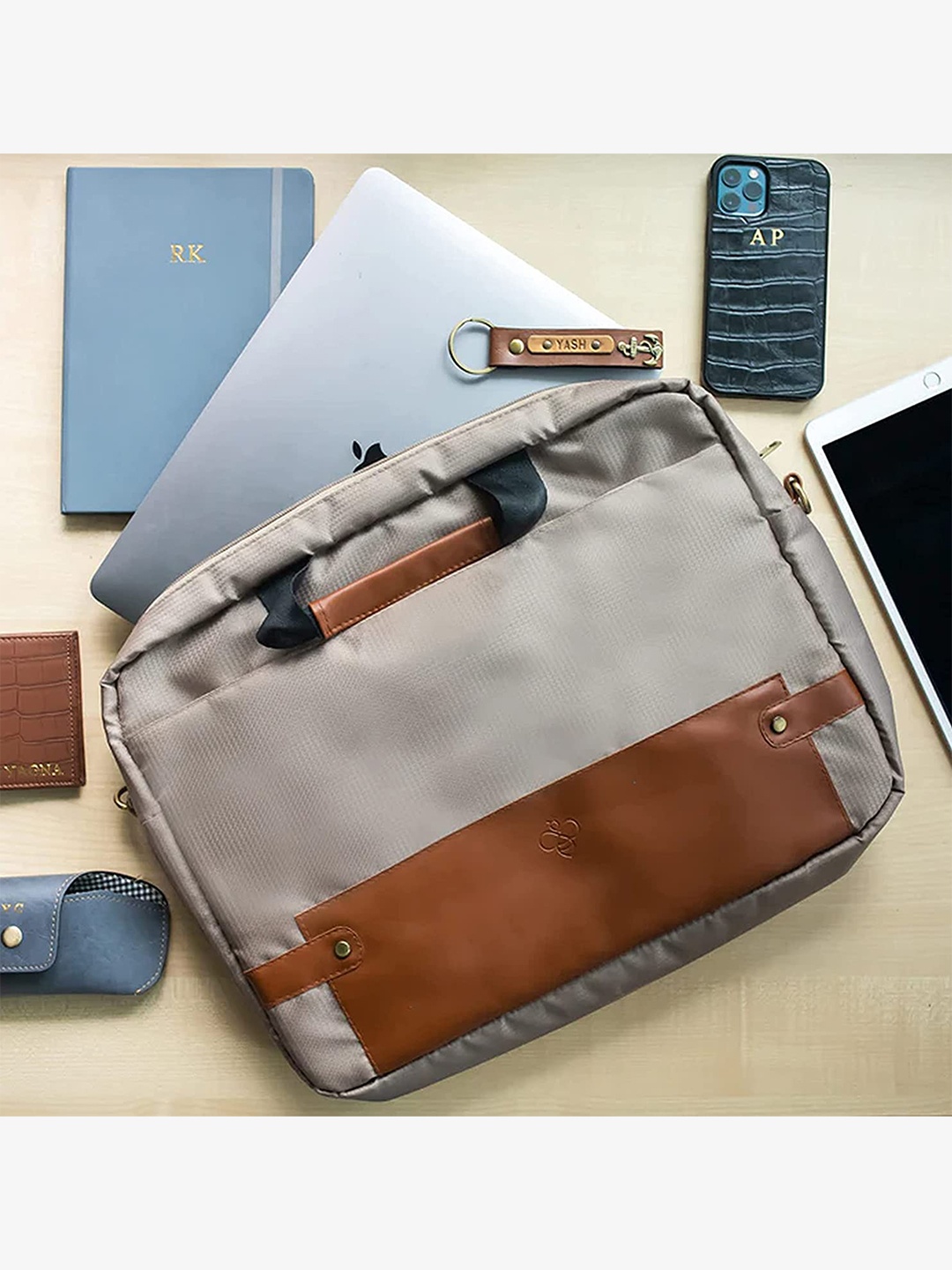 

THE MESSY CORNER Men Laptop Bag, Beige