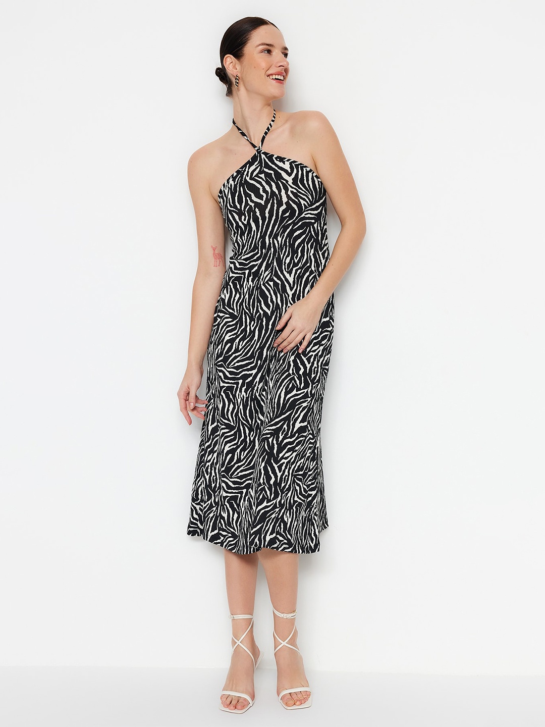 

Trendyol Animal Printed A-Line Midi Dress, Black