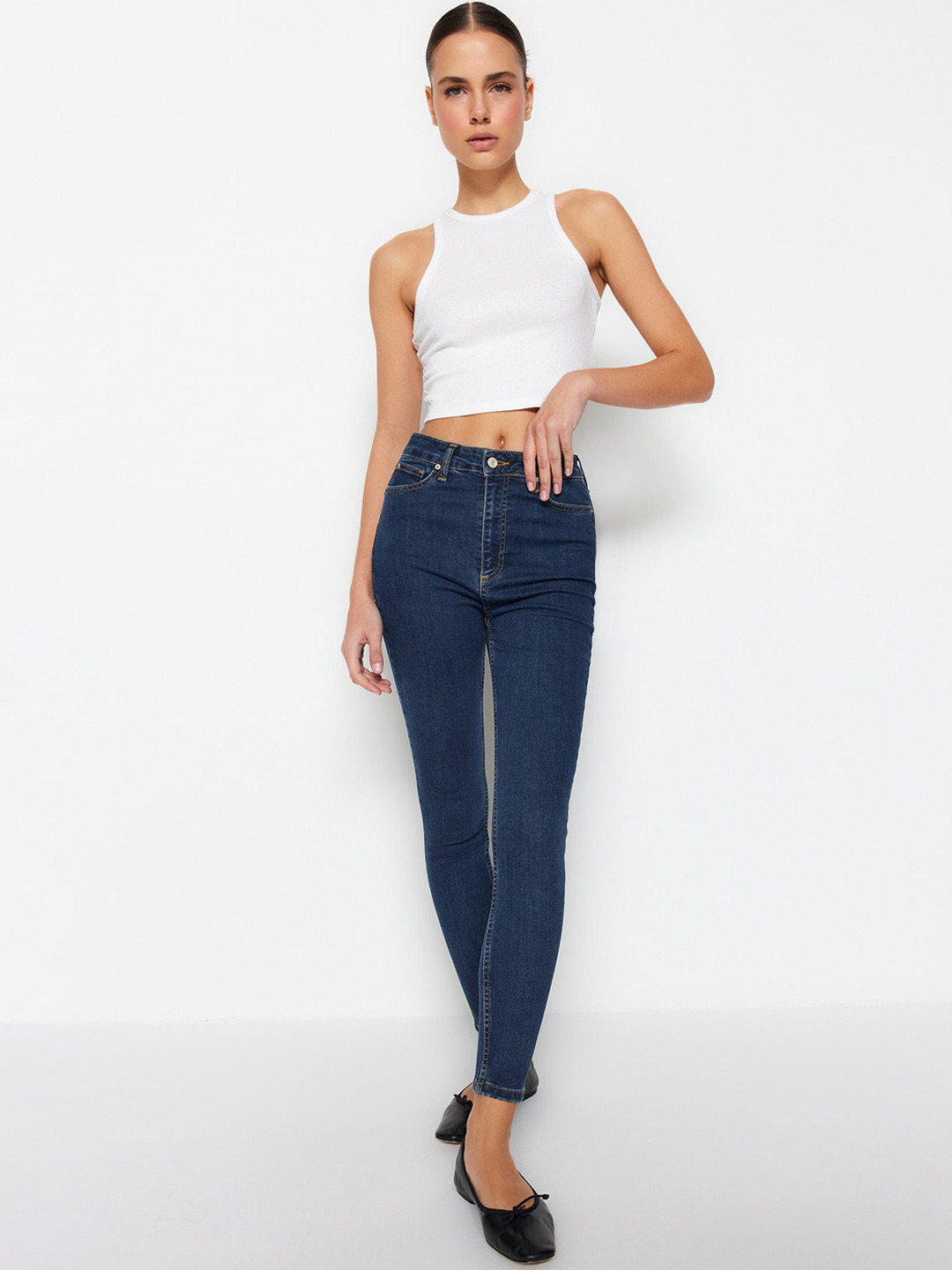 

Trendyol Women Skinny Fit Mid-Rise Pure Cotton Jeans, Blue