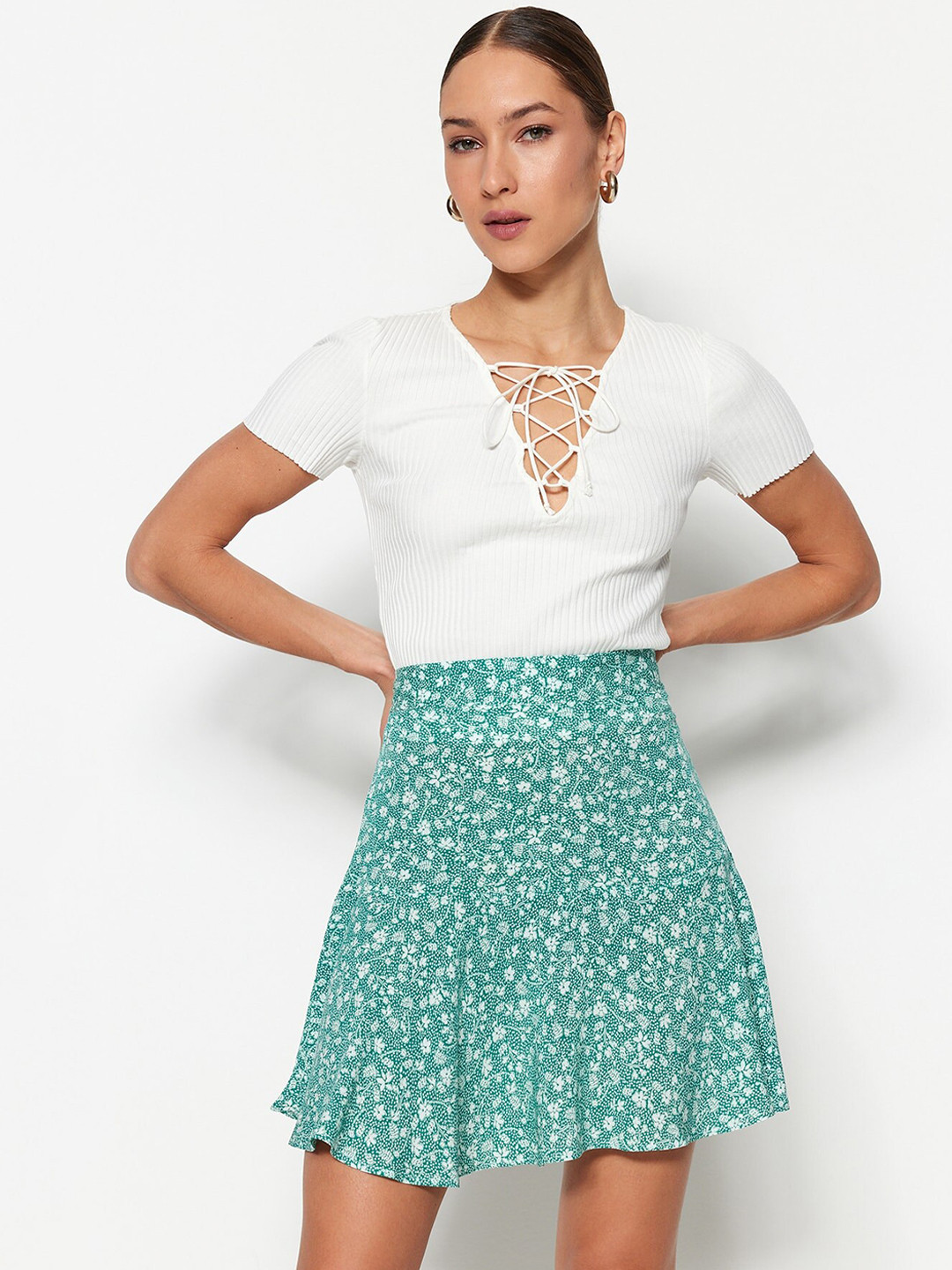 

Trendyol Floral Printed A-Line Mini Skirt, Green