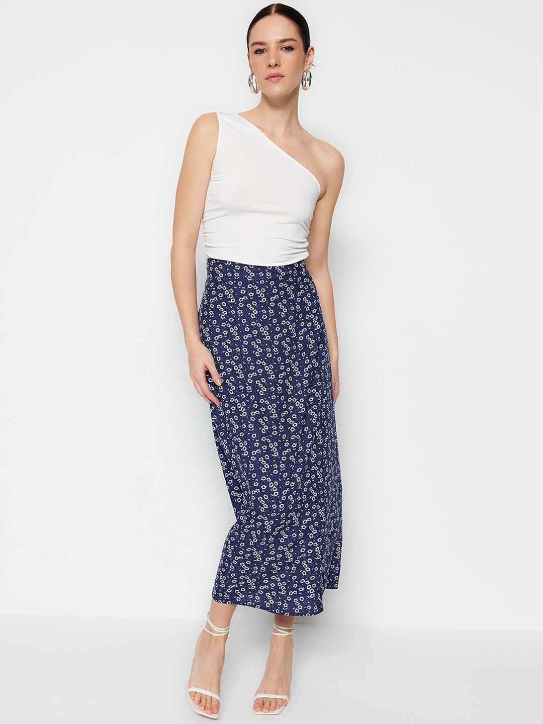 

Trendyol Floral Printed Midi A-Line Skirt, Navy blue