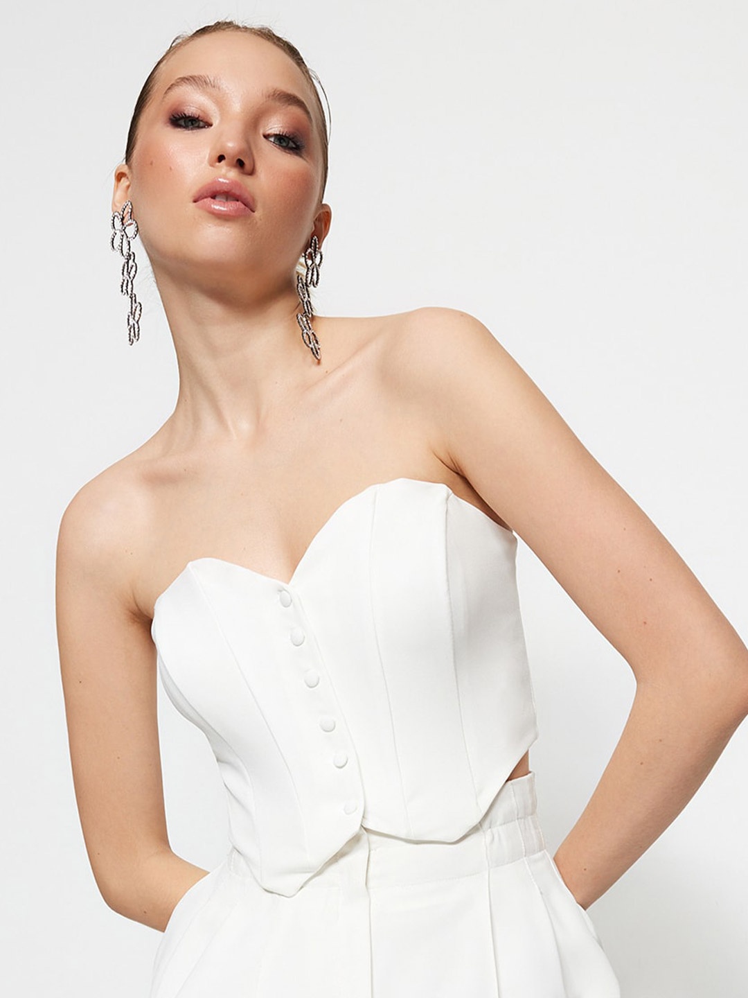 

Trendyol Sweetheart Neck Tube Top, White