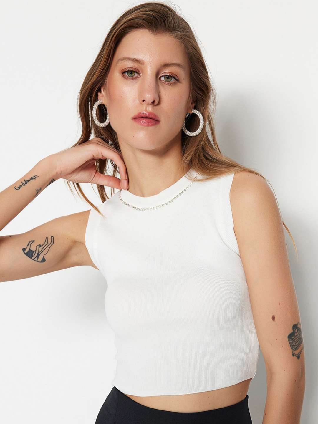 

Trendyol Sleeveless Ribbed Casual Fitted Crop Top, Off white