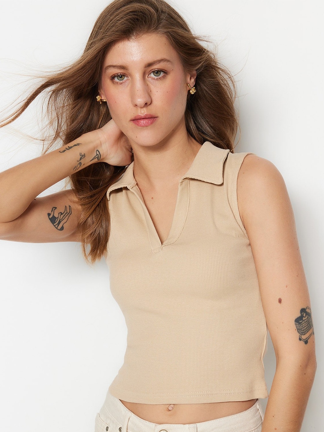 

Trendyol Shirt Collar Sleeveless Crop Top, Beige