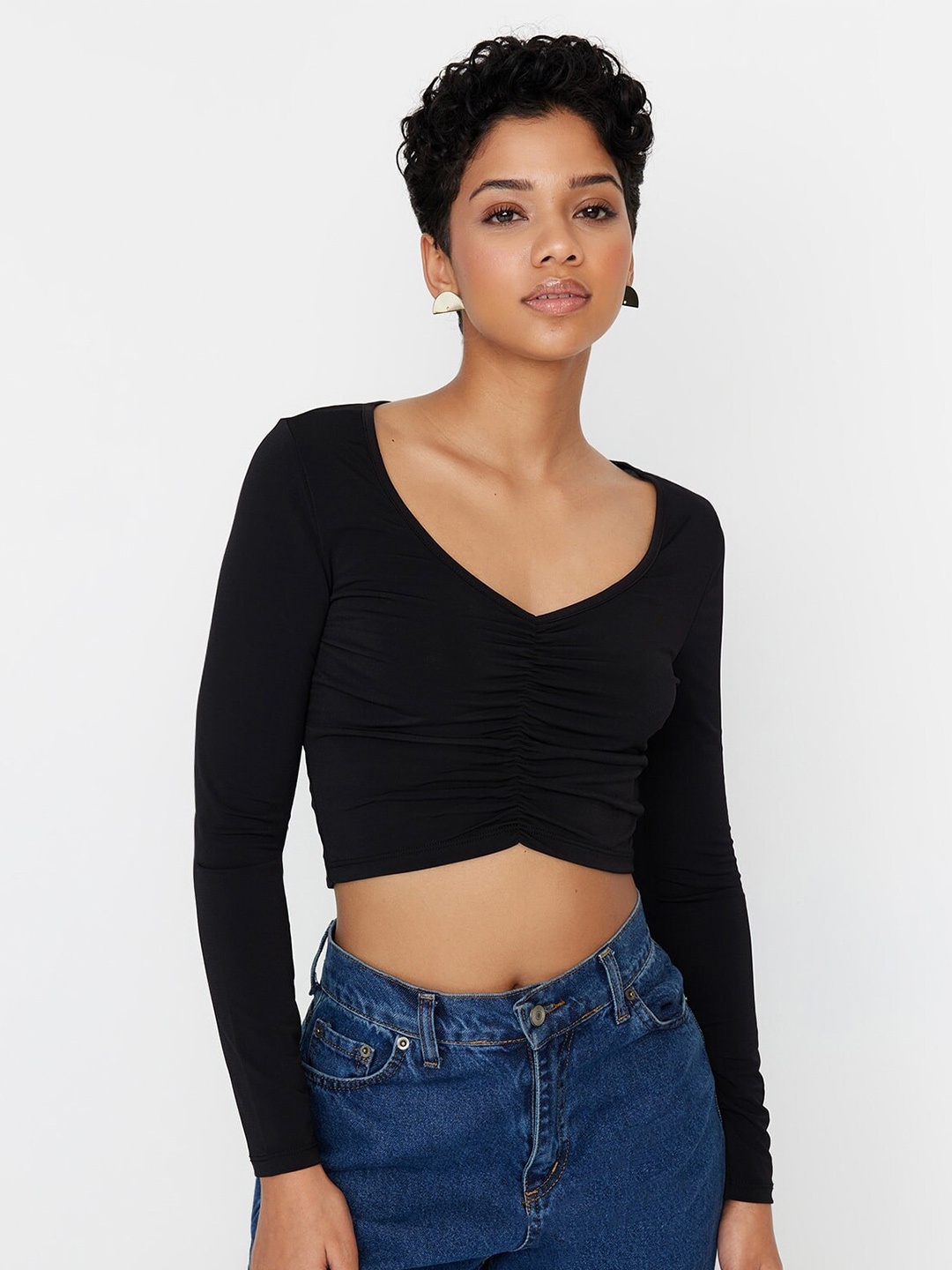 

Trendyol V-Neck Long Sleeves Fitted Top, Black