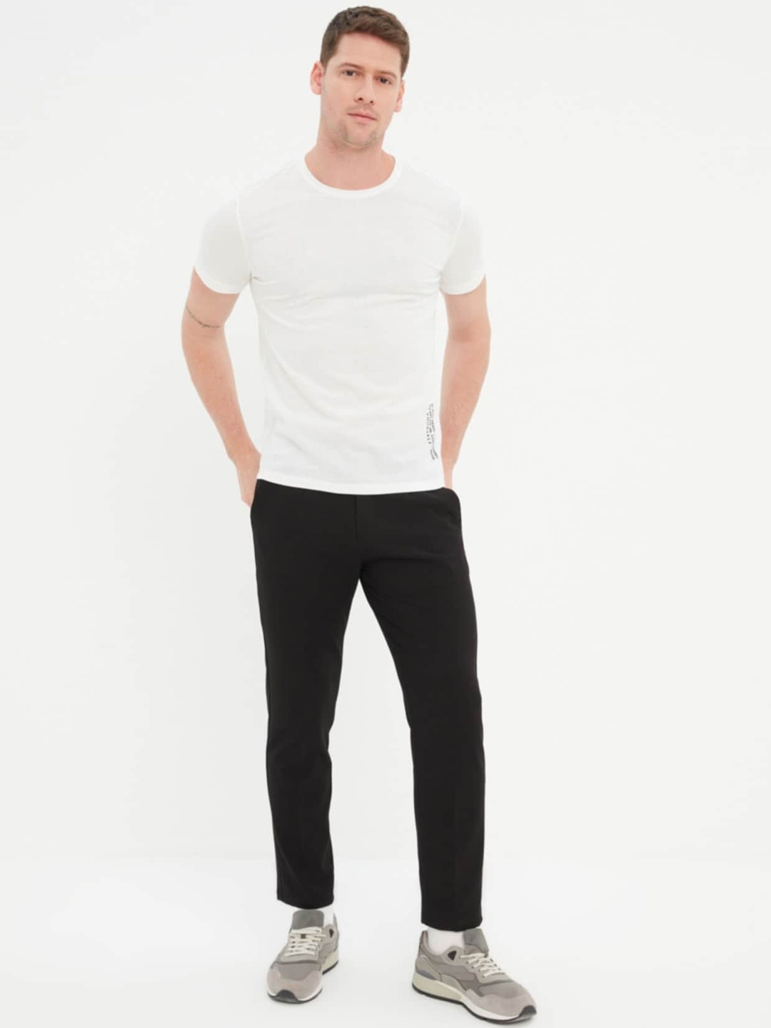 

Trendyol Men Mid-Rise Casual Trousers, Black