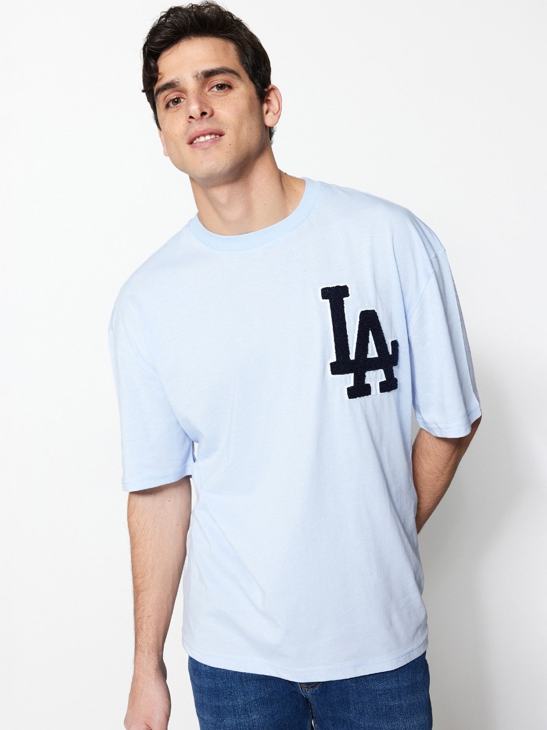 

Trendyol Typography Printed Drop-Shoulder Sleeves Pure Cotton T-shirt, Blue
