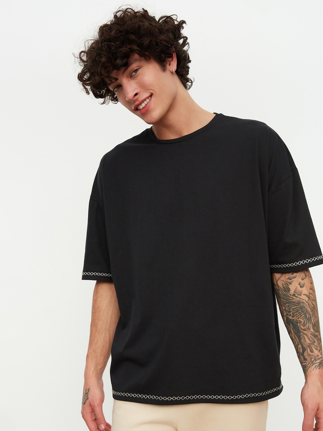 

Trendyol Drop Shoulder Pure Cotton T-shirt, Black
