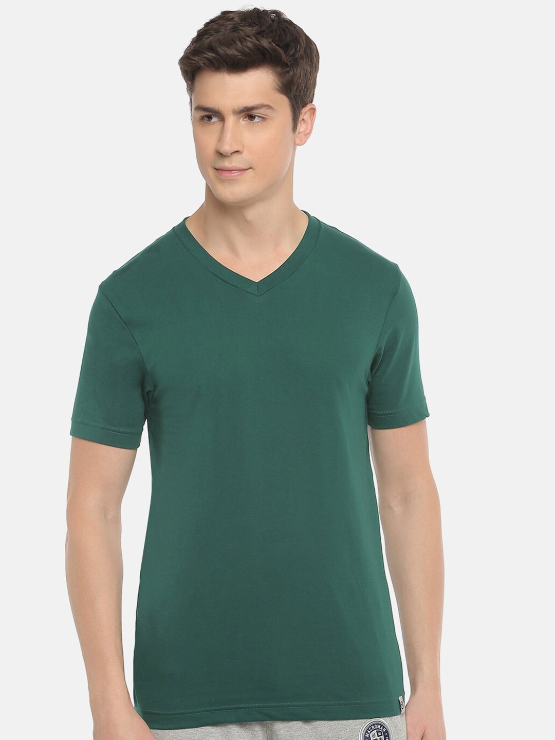 

Macroman M-Series V-Neck Short Sleeves T-shirt, Green
