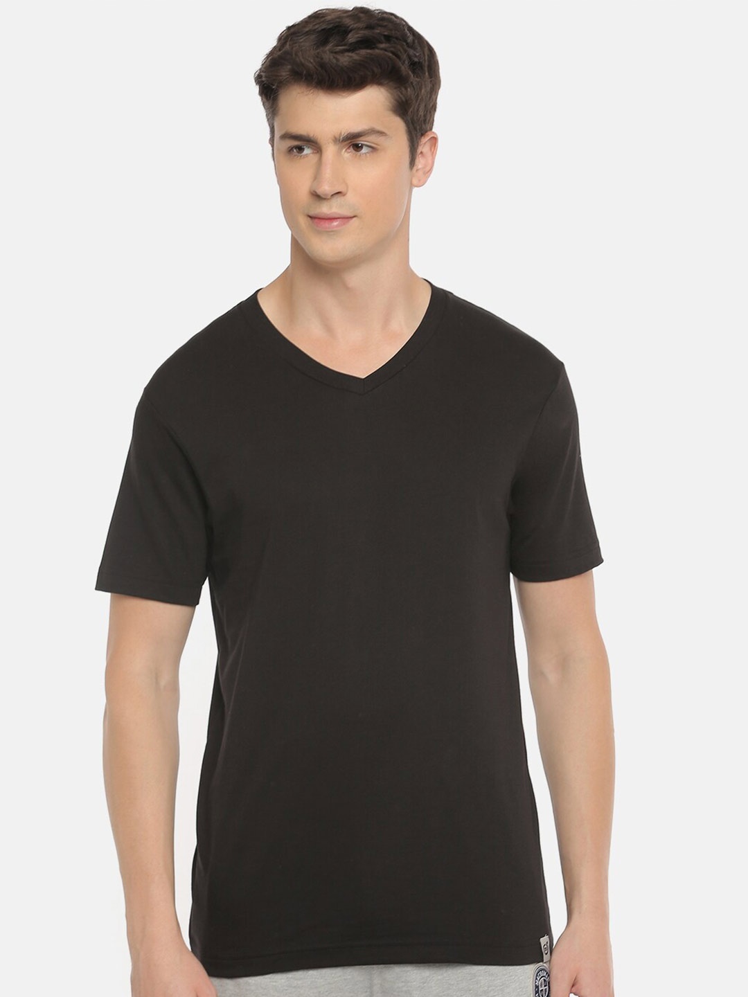 

Macroman M-Series Men Solid V-Neck T-shirt, Black