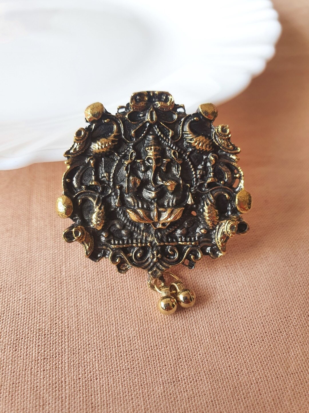 

Infuzze Gold-Plated Intricated Finger Ring