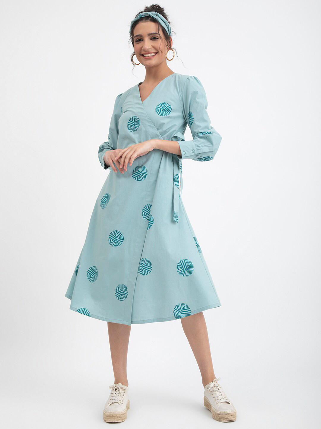 

Pink Fort Blue Floral Print A-Line Midi Dress