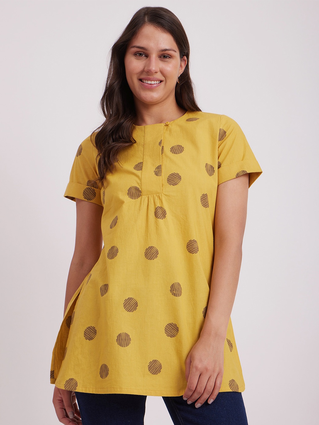 

Pink Fort Geometrical Printed Round Neck Pure Cotton Tunics, Mustard