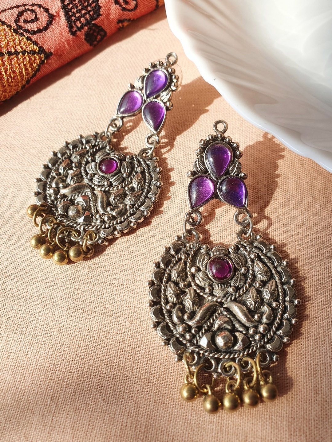

Infuzze Silver-Plated Contemporary Chandbalis Earrings