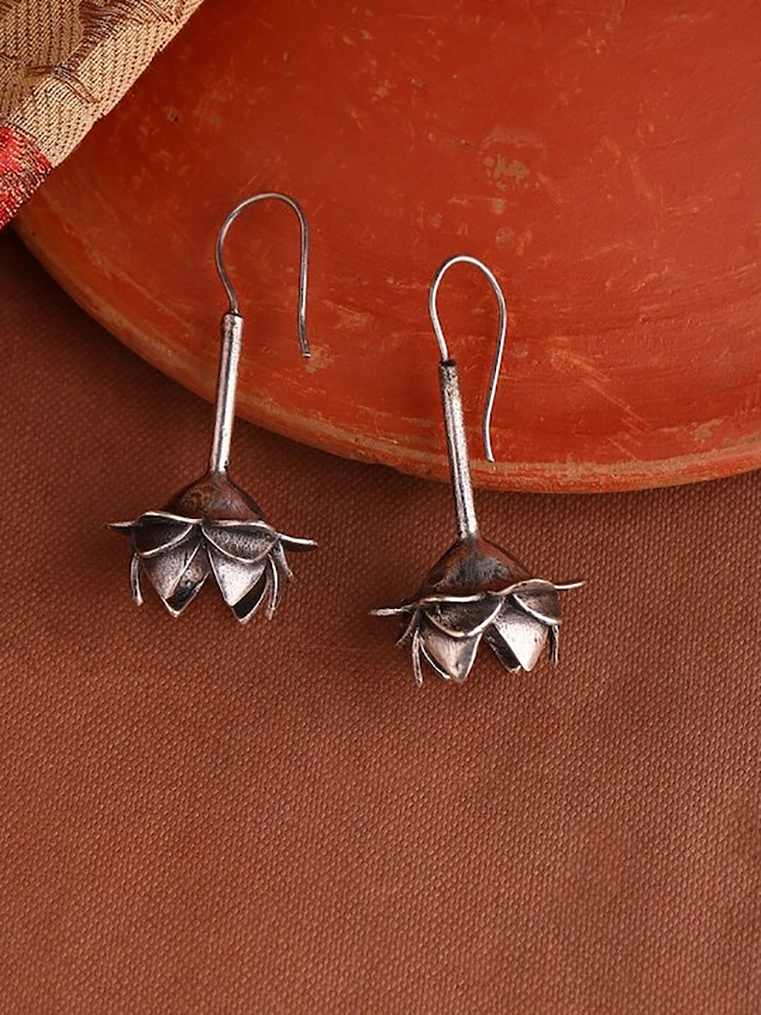 

Infuzze Silver-Plated Contemporary Drop Earrings