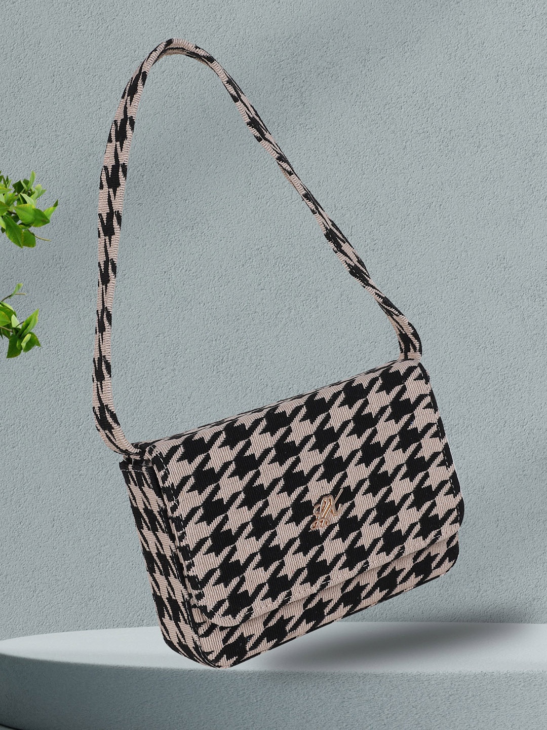

LEKHX Printed Structured Shoulder Bag, Black