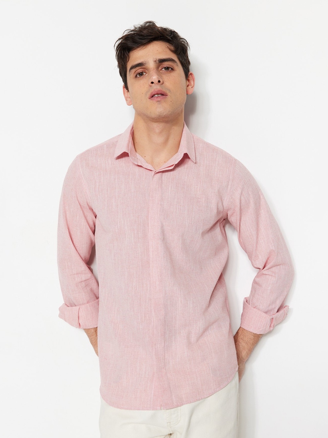 

Trendyol Spread Collar Contemporary Opaque Casual Shirt, Pink