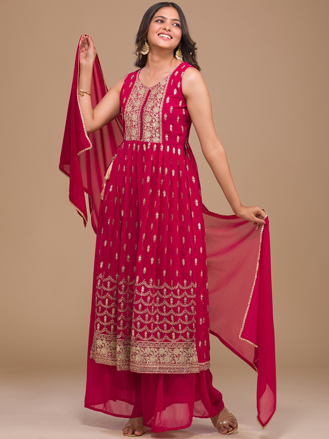 

Koskii Floral Embroidered Empire Kurta With Palazzos & Dupatta, Red