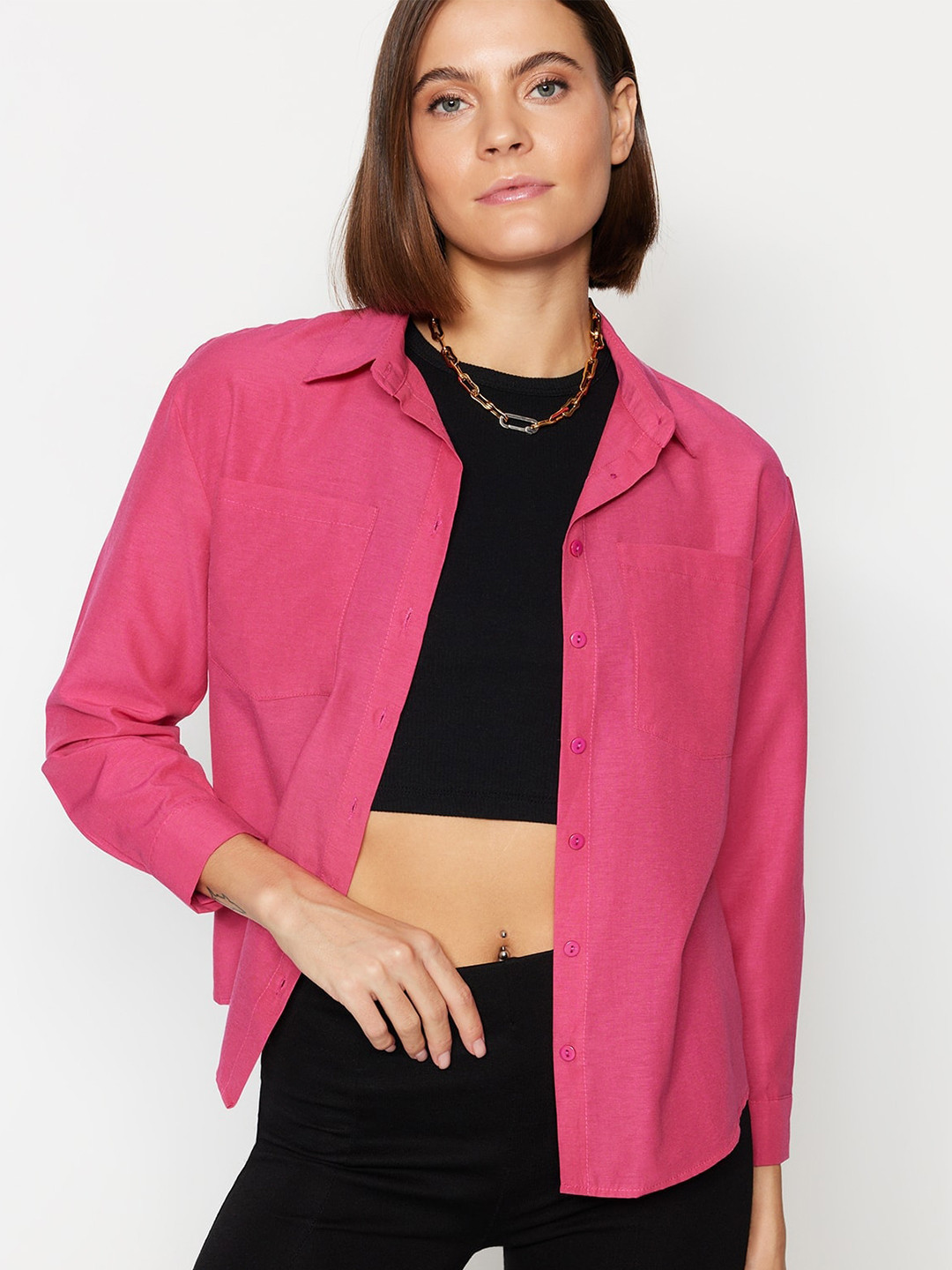 

Trendyol Spread Collar Contemporary Opaque Casual Shirt, Pink