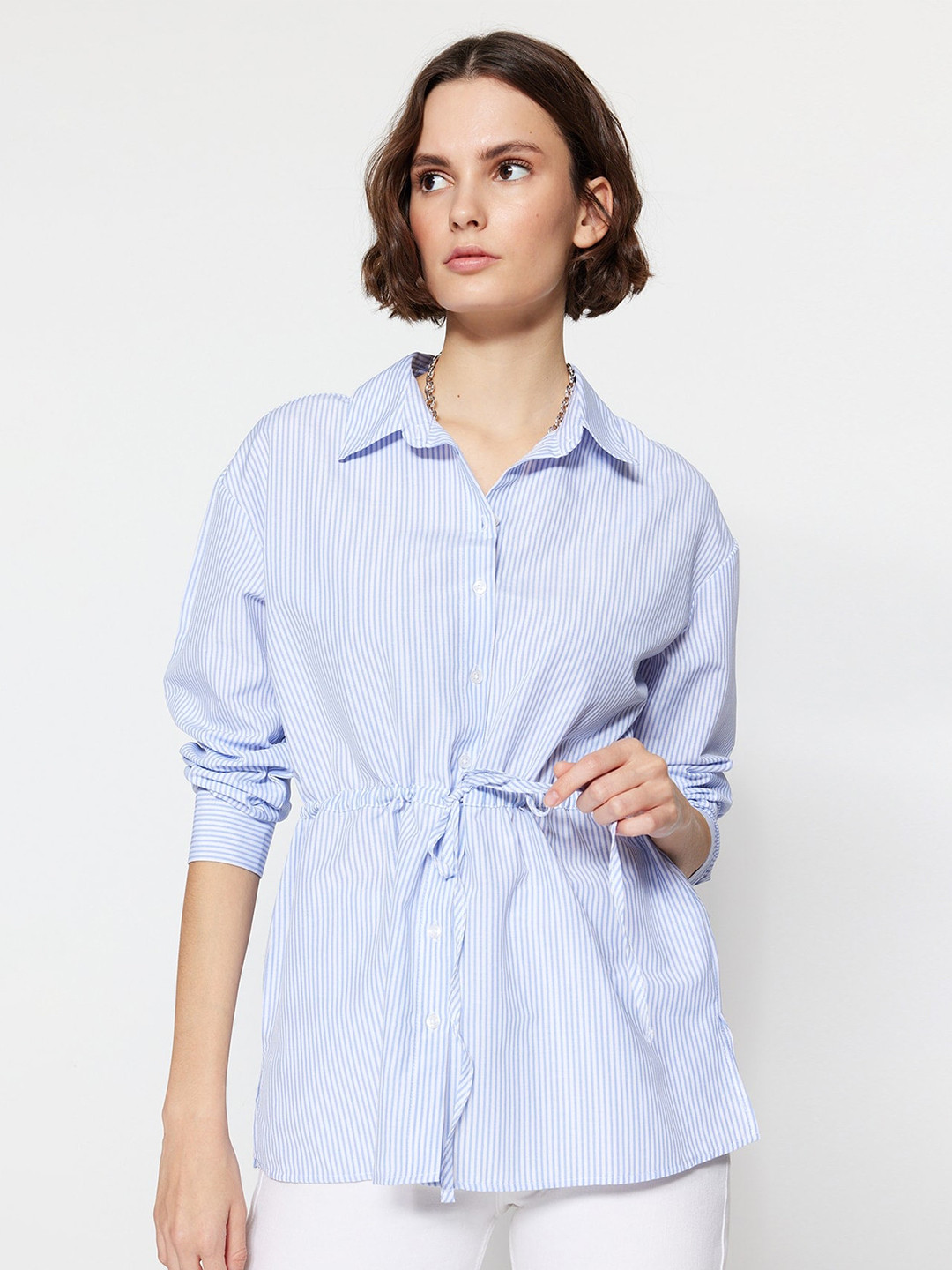 

Trendyol Spread Collar Contemporary Opaque Striped Casual Shirt, Blue