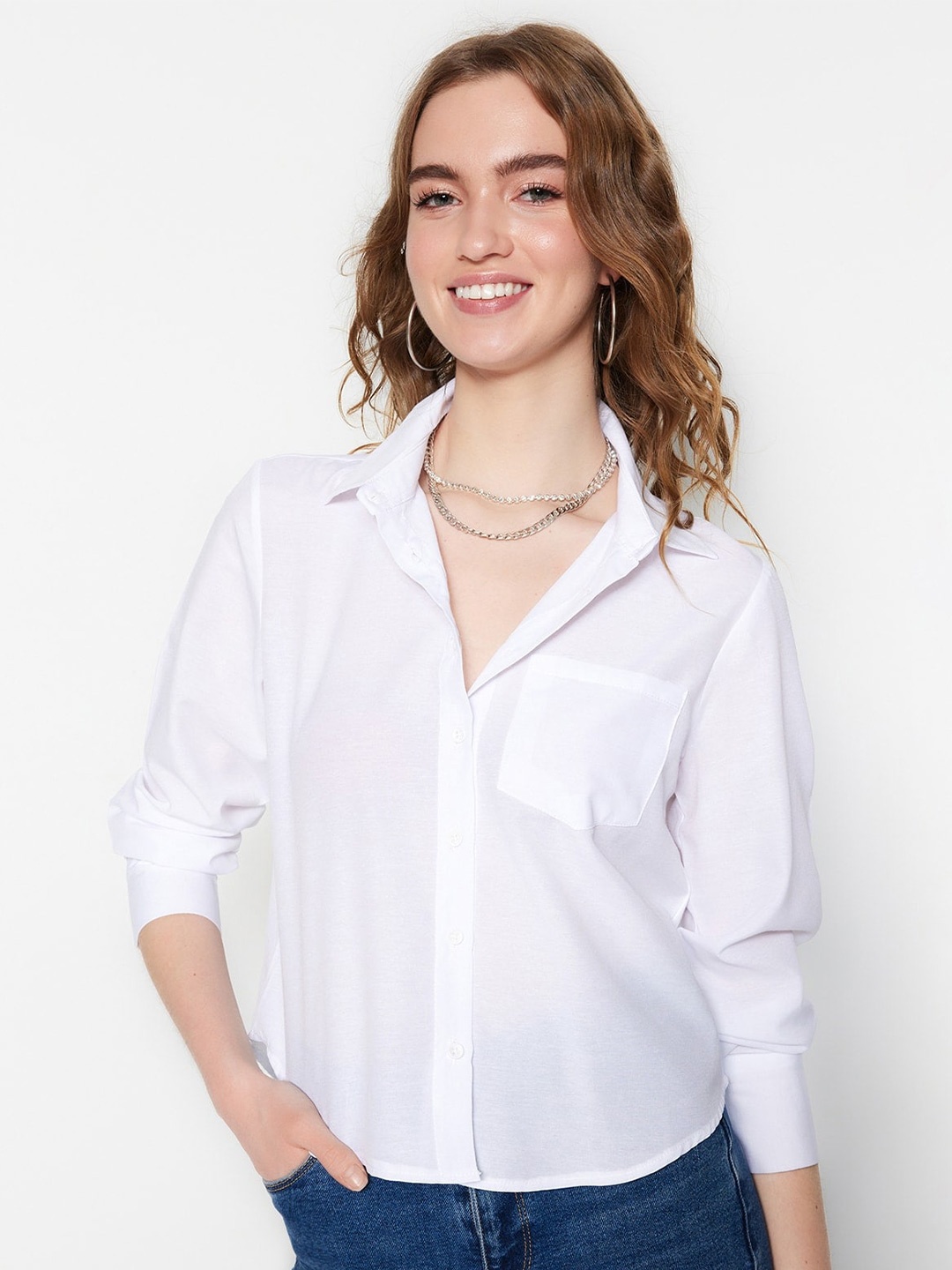 

Trendyol Contemporary Fit Spread Collar Casual Shirt, White