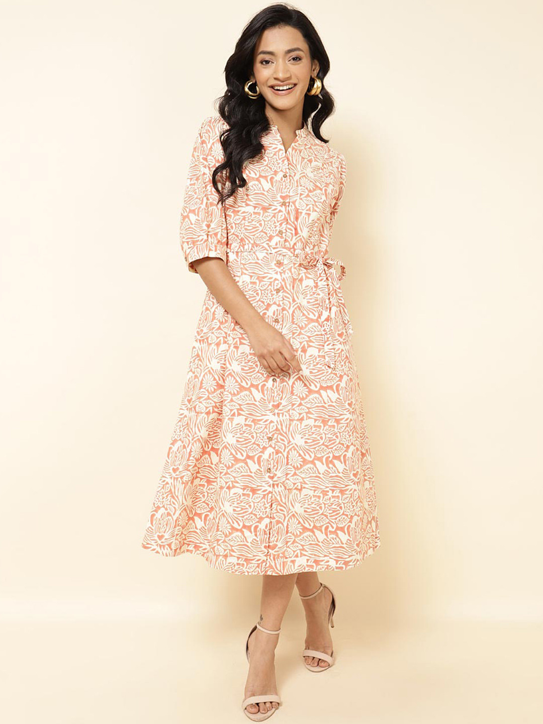 

Fabindia White Floral Print Tie-Up Neck Puff Sleeve A-Line Midi Dress