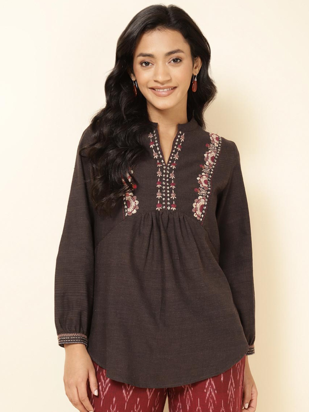 

Fabindia Embroidered Mandarin Collar Cotton Regular Top, Brown