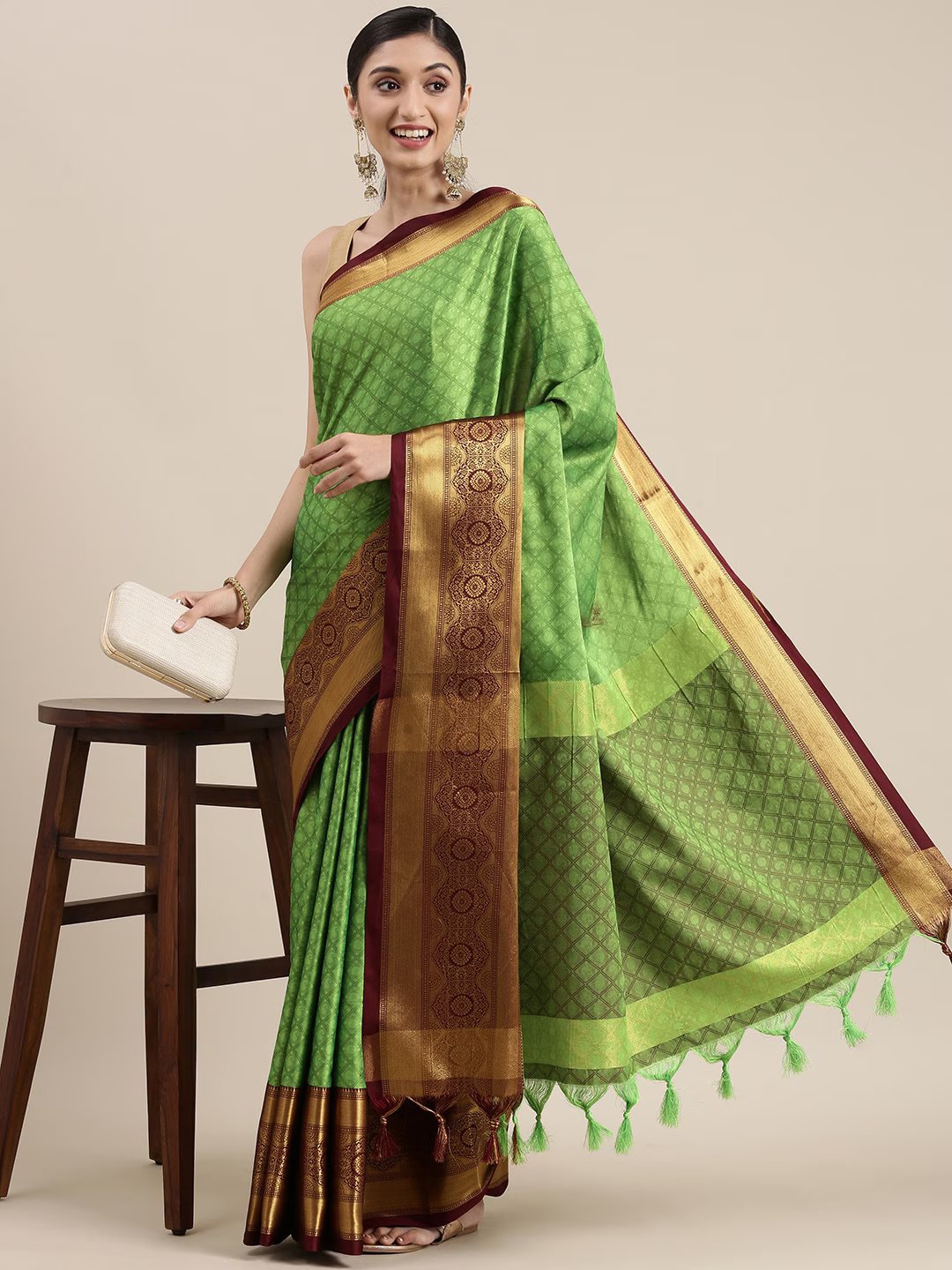 

VILLAGIUS Woven Design Zari Silk Cotton Mysore Silk Saree, Fluorescent green